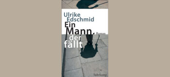 Cover von "Ein Mann, der fällt": Der Schatten eines Mannes, der mit Gehhilfen geht, auf grauen Fliesen.