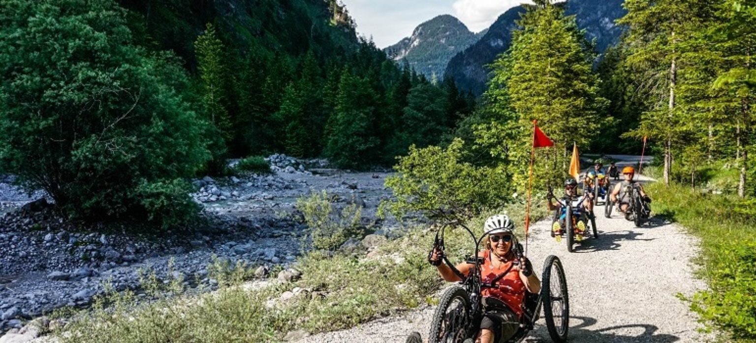 Mit dem Handbike über die Alpen: Das Team ROL IT rockt die Berge - Der ...