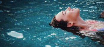 Schwimmen mit Querschnittlähmung: Optimales Training für den Körper und die Seele