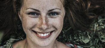 Ehrenamtliches Engagement mit Querschnittlähmung: Chancen, Vergütung und Fallstricke