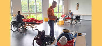 Wie die Klangschalentherapie bei Querschnittlähmung helfen kann