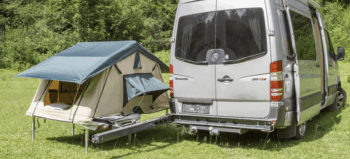 Zelt für Rollstuhlfahrer: Auf- und Abbau allein möglich, transferfreundliche Bodenhöhe