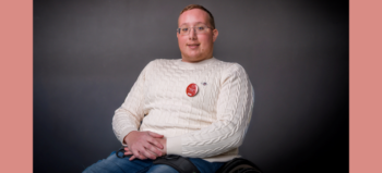 Erster Rekrut im Rollstuhl: Nouh Latoui setzt sich mit kämpferischer Kraft für seine Rechte ein